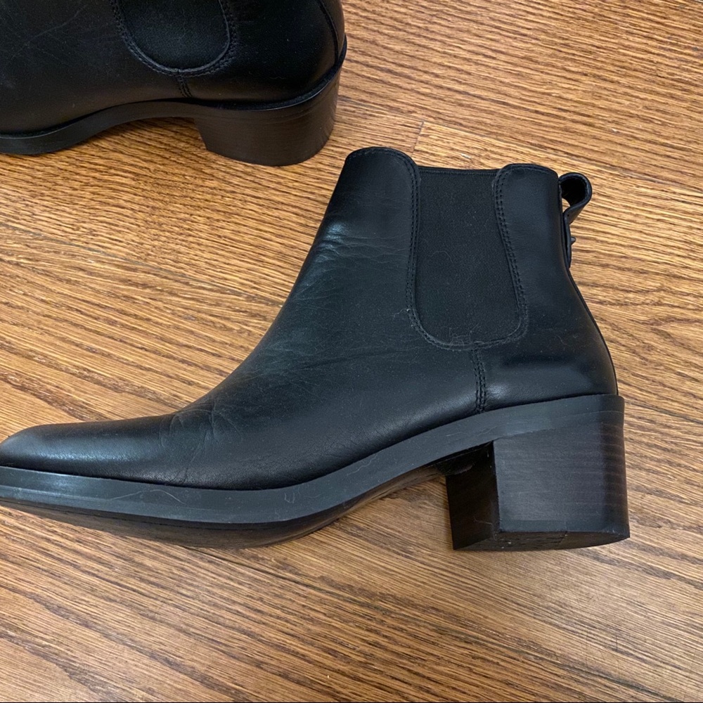 Coach boots